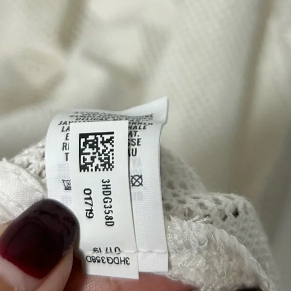 Aerie White Semi Sheer Tropical Floral Lace Beach Cover Up Dress size small NWT - Picture 16 of 16